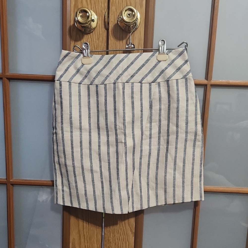 J. Crew Navy and Cream 100 % Linen Striped Mini Skirt Size 0